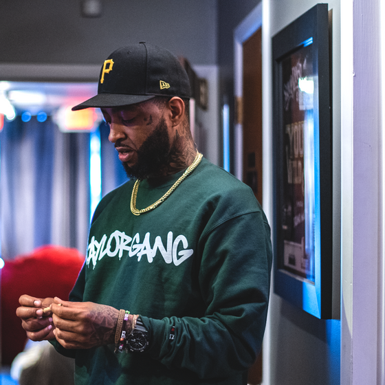 Core Crewneck in Dark Green